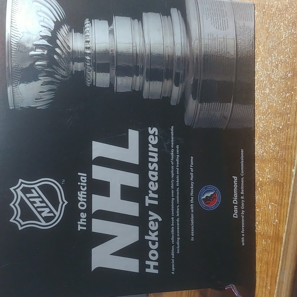 The official NHL hockey treasures book. - Picture 1 of 6